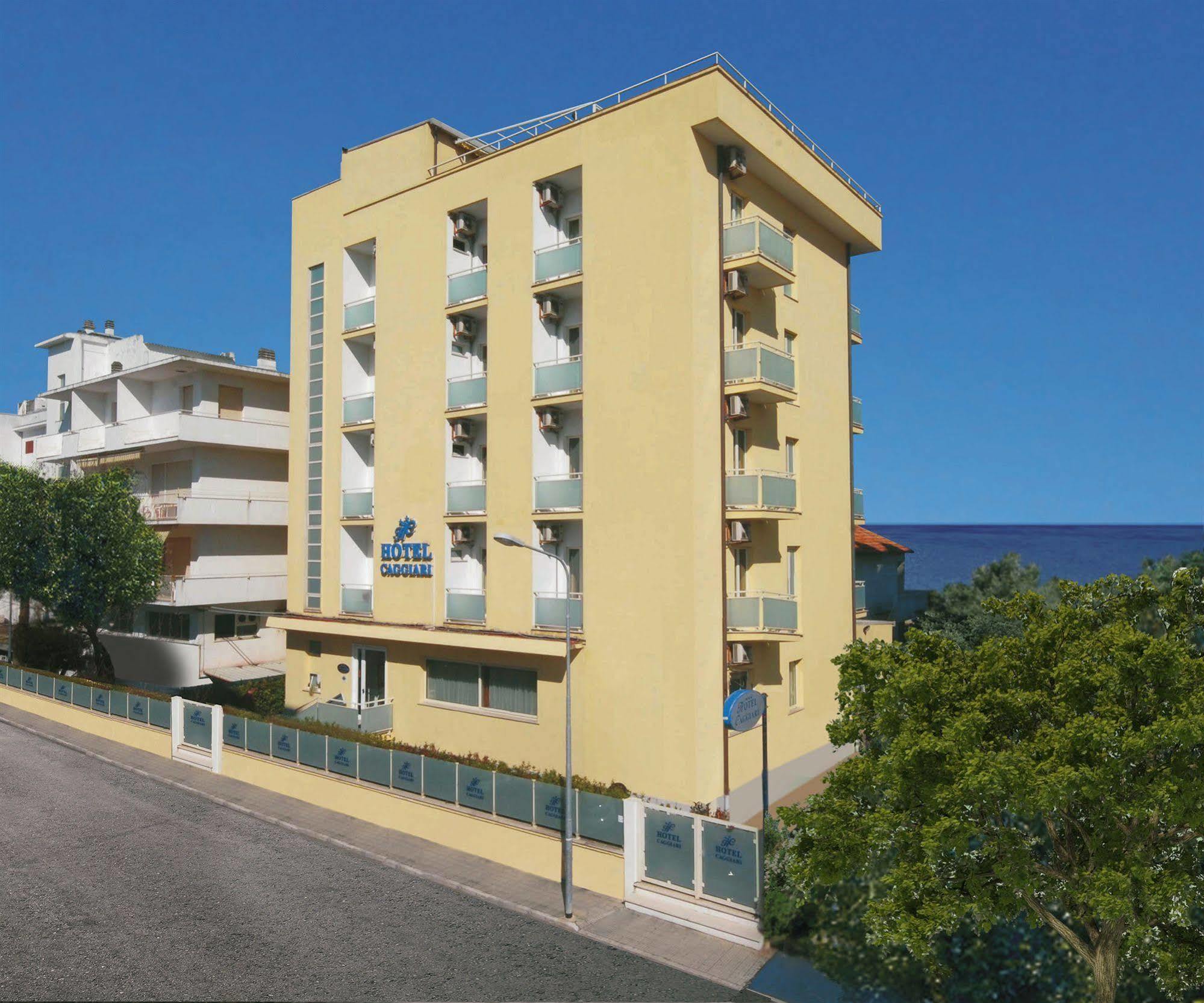 Hotel Caggiari Сенигаллия Экстерьер фото